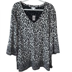 J. Jill Black and White Floral Tunic

Smoke Free Home

Very Flowy